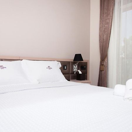 Ayia Marina Suites Uranopoli Exteriér fotografie